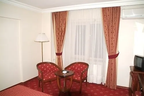 奥兹尔汉酒店 2*