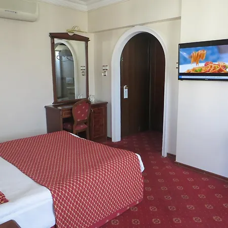 Hotel Ozilhan 2*