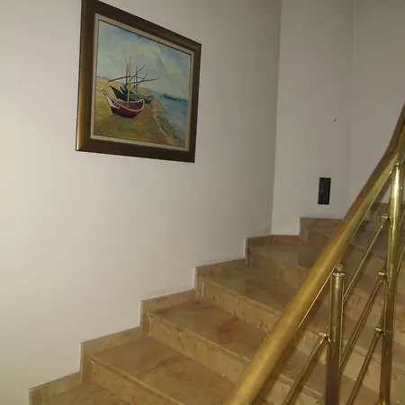 Hotel Ozilhan 2*